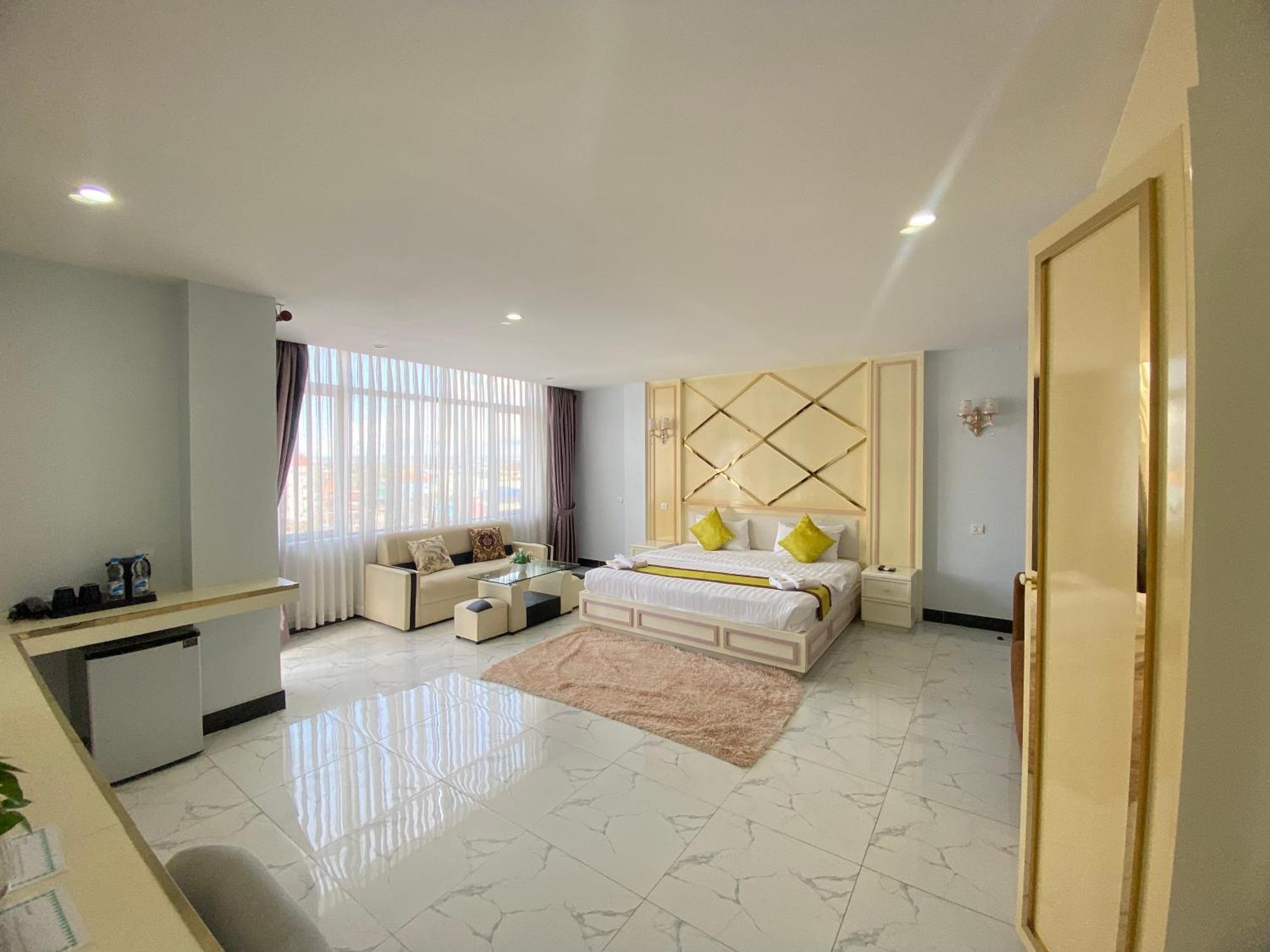 Kampot Sunny Hotel Екстериор снимка